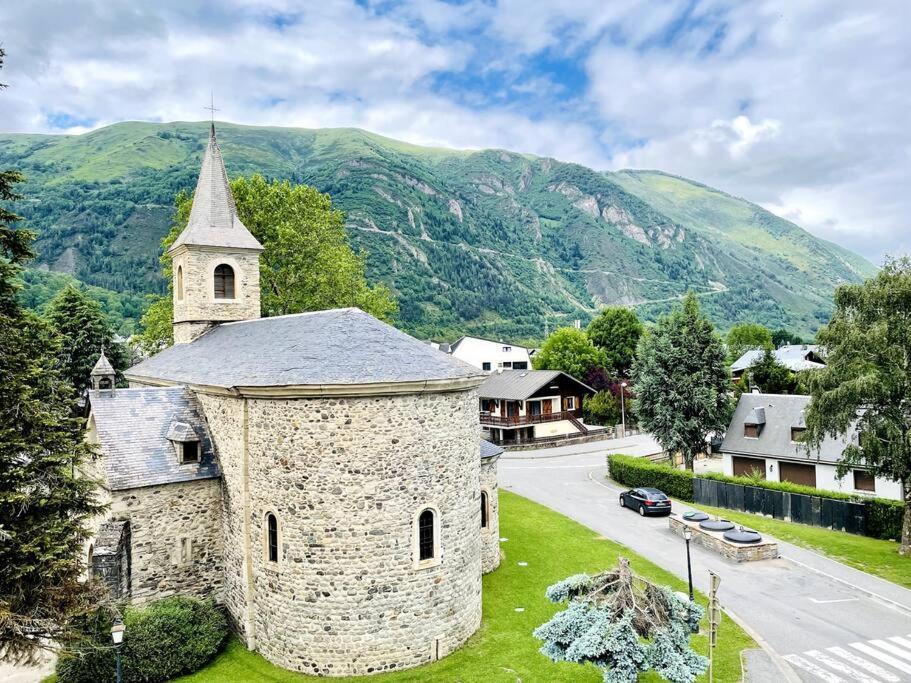 Charmant Appartement Idealement Situe Saint-Lary-Soulan Exterior photo